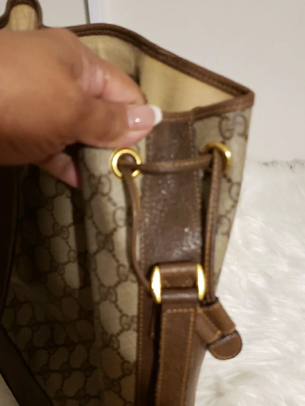 Gucci Beige Monogram Canvas Bucket Bag with Green-Red Stripe - Picture 16 of 16